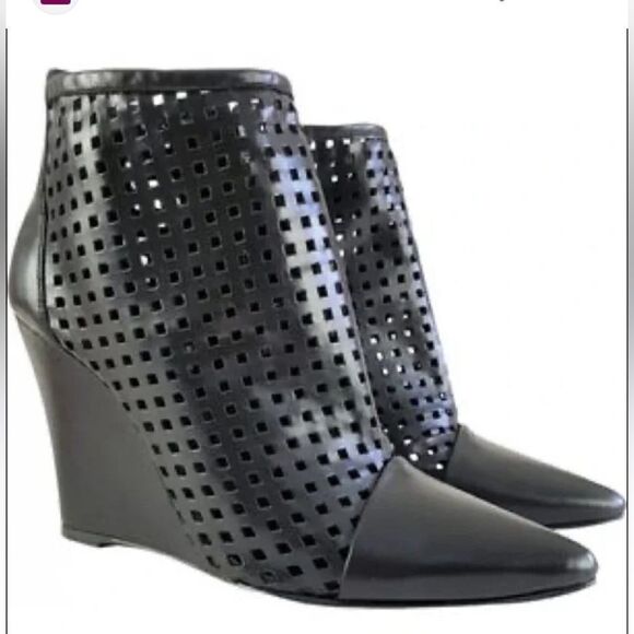 Sandro genuine leather perforated booties, size 7 - Picture 1 of 11